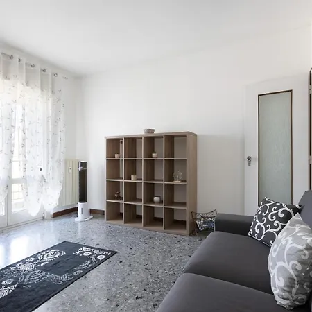 The Black Swan Apartamento *